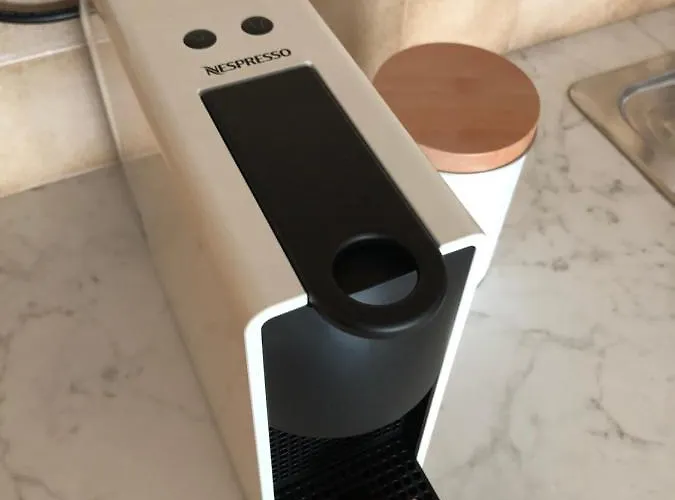 Raise Cosy With Pool In *