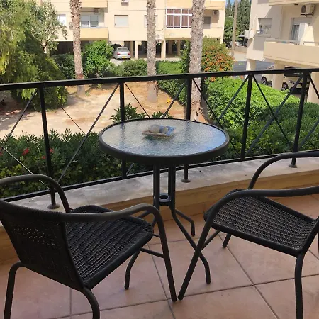 Raise Cosy With Pool In Apartment *